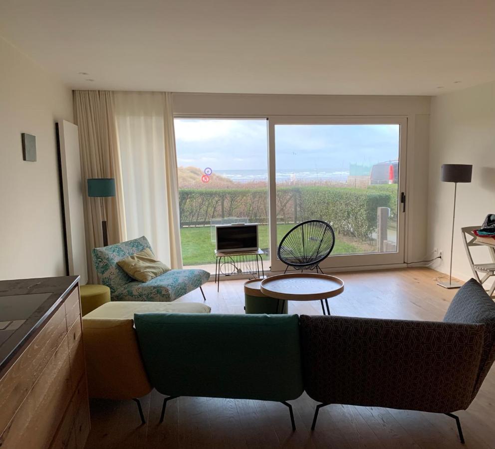 Appartement Op Het Strand, Enfin, Zo Goed Als... Koksijde Esterno foto