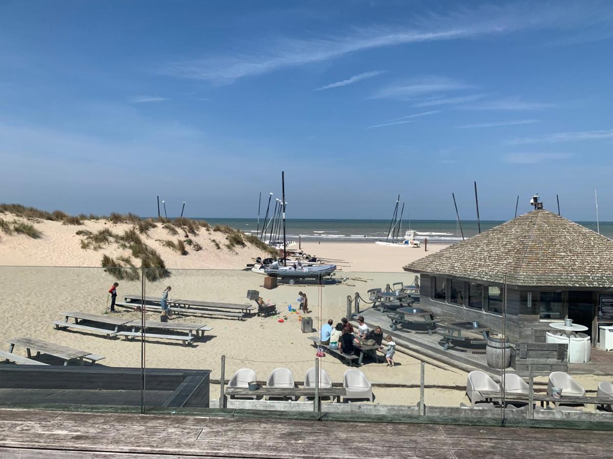 Appartement Op Het Strand, Enfin, Zo Goed Als... Koksijde Esterno foto